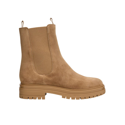 Gianvito Rossi Lugged Camel Chester Boots Size 39.5 EU