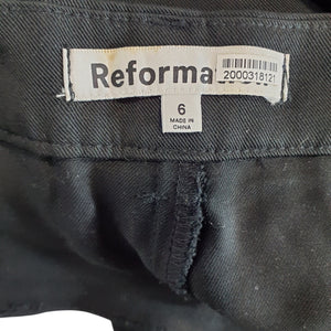 Reformation Pleated Black Mason Size 6 Trousers
