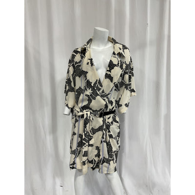 Diane von Furstenberg White Silk Knee-Length Dress Size 10