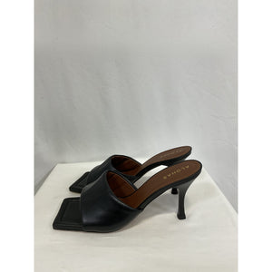 Alohas 'Puffy' Black Leather Mule Size 9
