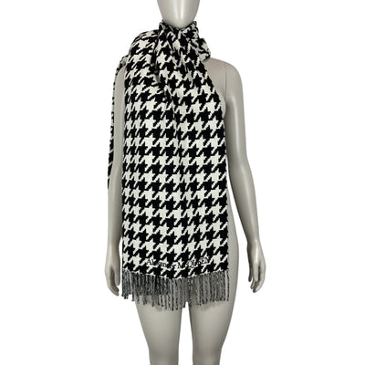 Alexander Mcqueen Fringed Black Houndstooth Scarf