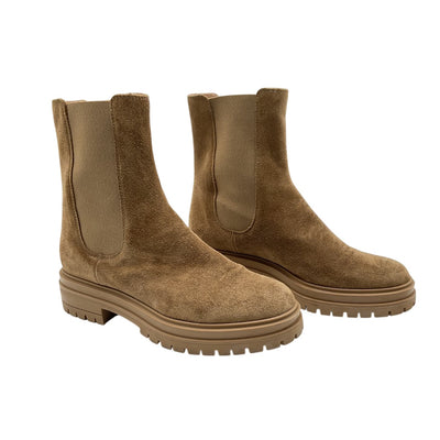 Gianvito Rossi Lugged Camel Chester Boots Size 39.5 EU