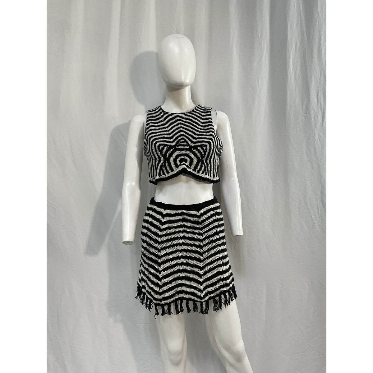 Saylor 'Thourn' Black Cotton Crocheted Top And Skirt Set Size XS