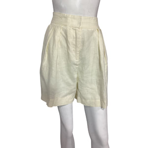 L'Academie Pleated Creme Carinne Shorts Size S